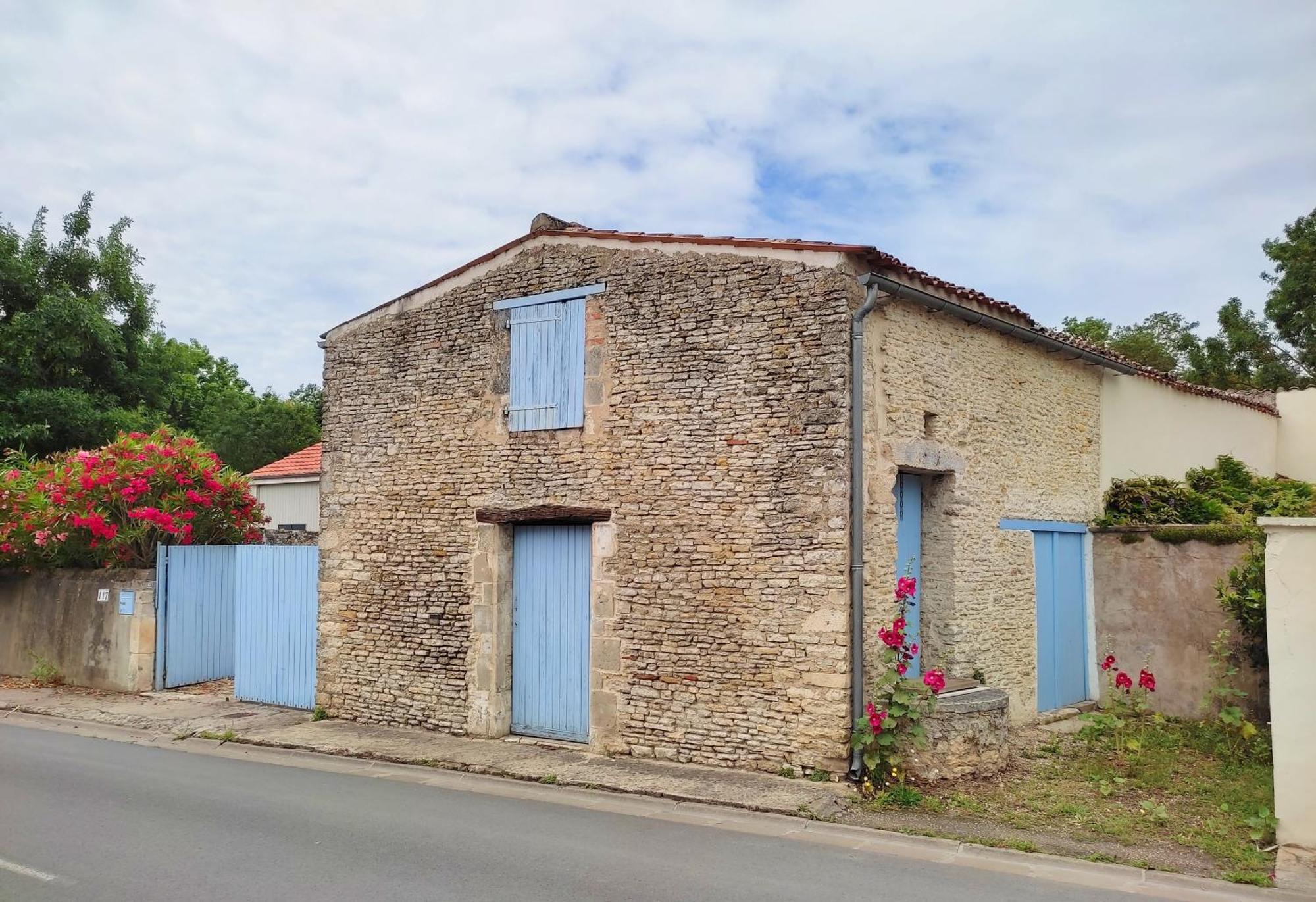 La Grange Bleue - Parking Prive - A 2Km De La Mer Saint-Georges-d'Oleron Extérieur photo